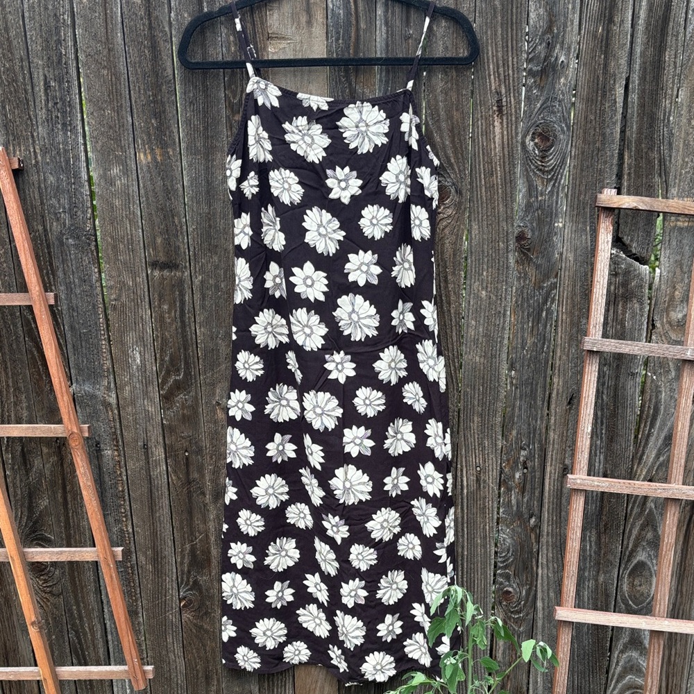 Billabong Black and Cream Floral Midi Dress
